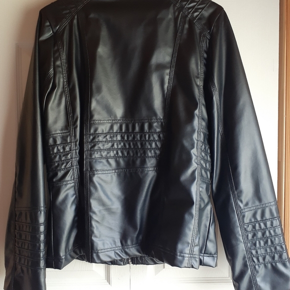 Bomber jacket - Picture 2 of 2